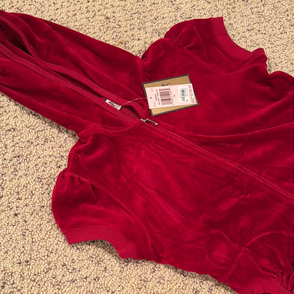 Juicy Couture Women's Red Velour Short Sleeve Hoodie Set Top XL Bottom L - Picture 5 of 7